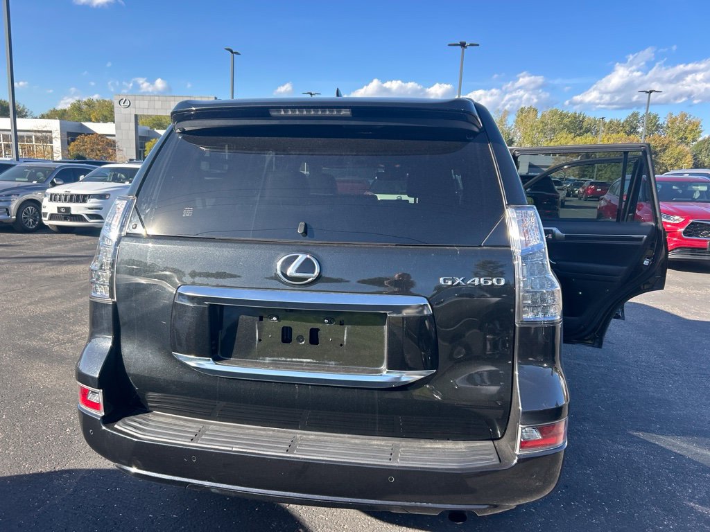 Used 2022 Lexus GX 460 Premium w/ Premium Package AWD/4WD image 21