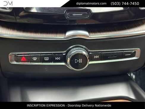 Used 2022 Volvo XC60 T8 Inscription Expression AWD/4WD image 35