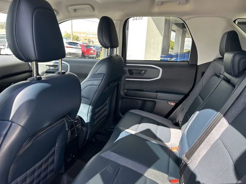 Used 2022 Ford Bronco Sport Outer Banks w/ Tech Package image 17