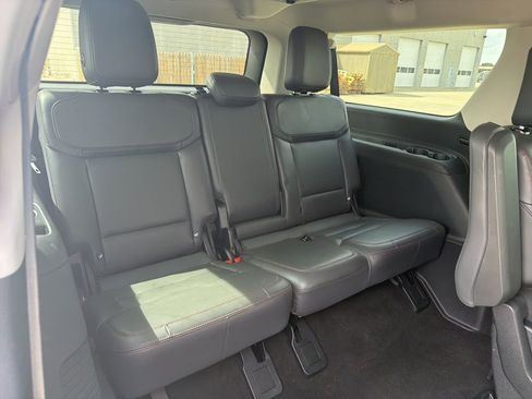 Used 2025 Ford Expedition Max Active AWD/4WD image 14