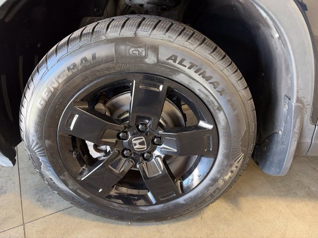 Certified 2024 Honda Ridgeline Black Edition image 11