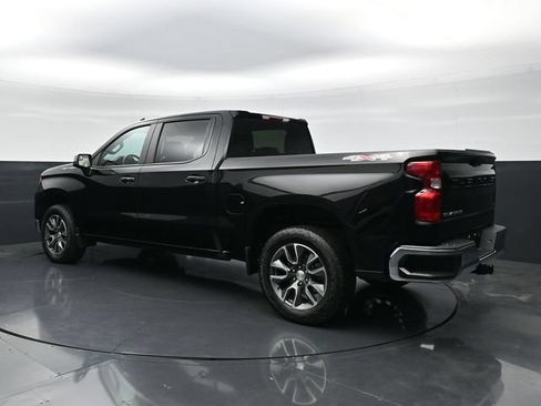 Used 2024 Chevrolet Silverado 1500 LT AWD/4WD image 7