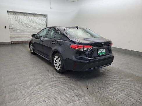 Used 2022 Toyota Corolla LE FWD image 5
