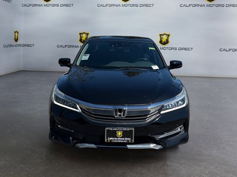 Used 2016 Honda Accord Touring image 8