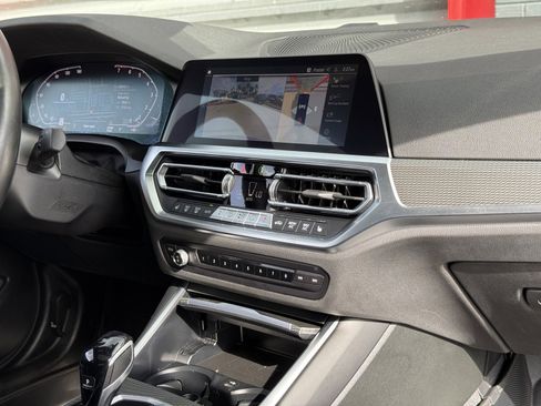 Used 2022 BMW 230i Coupe w/ Premium Package 2 image 19