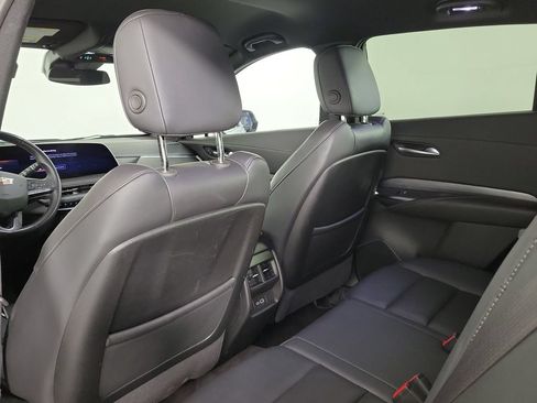 Used 2025 Cadillac XT4 Premium Luxury FWD image 12