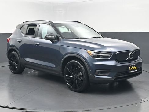 Used 2022 Volvo XC40 P8 Recharge Plus AWD/4WD image 2