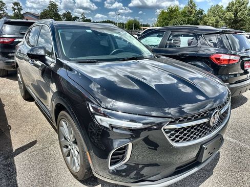 Used 2022 Buick Envision Avenir w/ Technology Package II FWD image 11