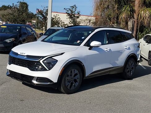 Certified 2025 Kia Sportage SX image 2