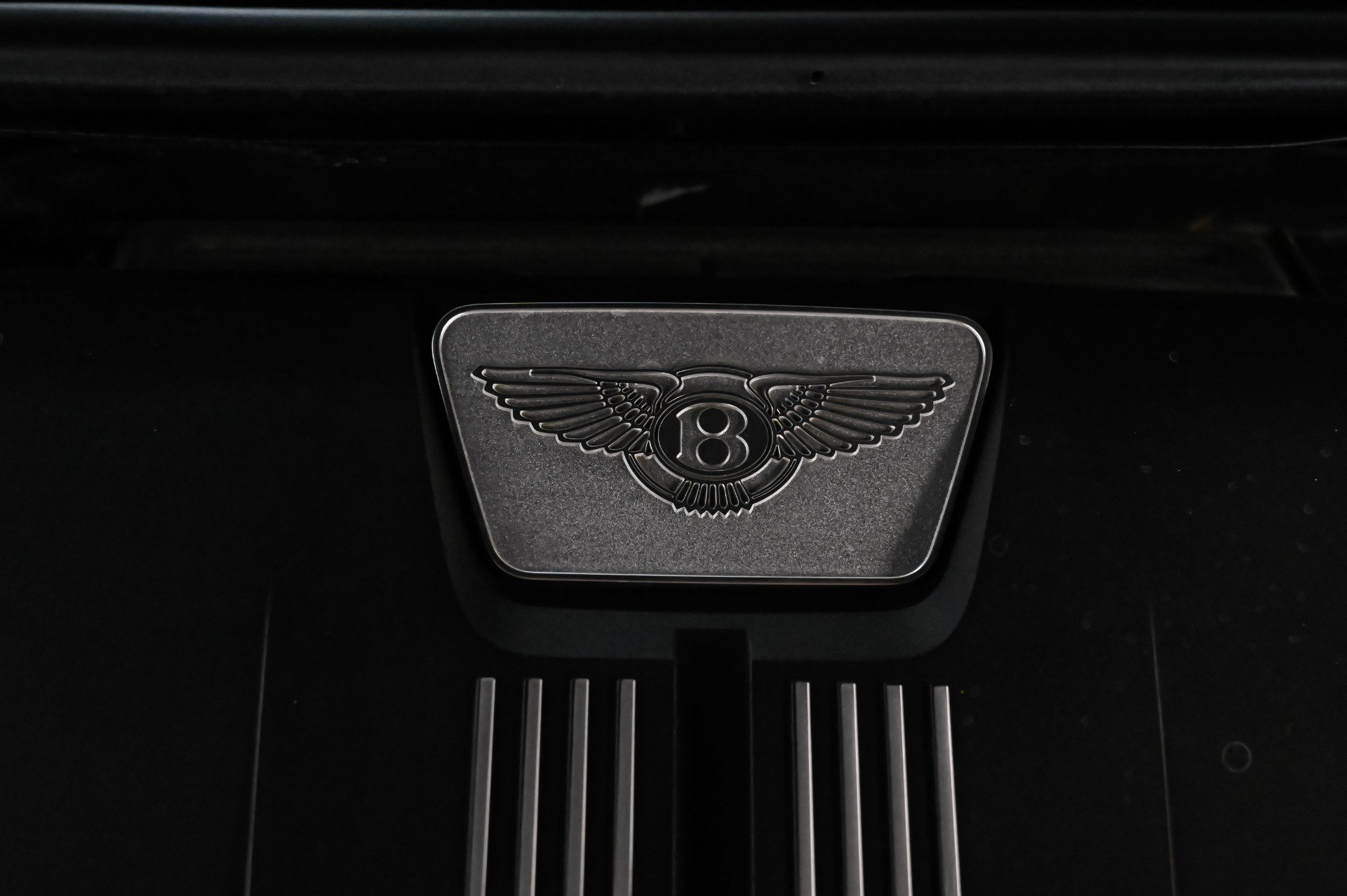 Used 2017 Bentley Flying Spur S V8 AWD/4WD image 34