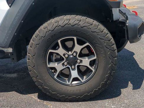 Certified 2022 Jeep Wrangler Unlimited Rubicon AWD/4WD image 11