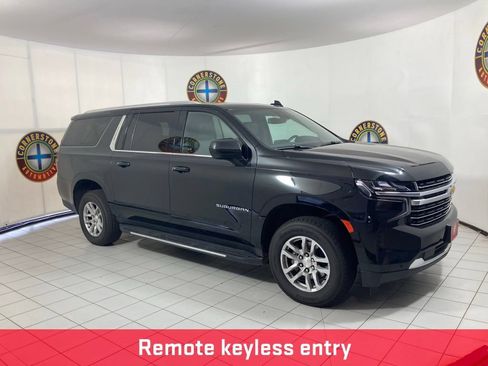 Used 2024 Chevrolet Suburban LT AWD/4WD image 19