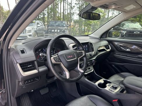 Certified 2024 GMC Terrain Denali w/ Denali Premium Package AWD/4WD image 10