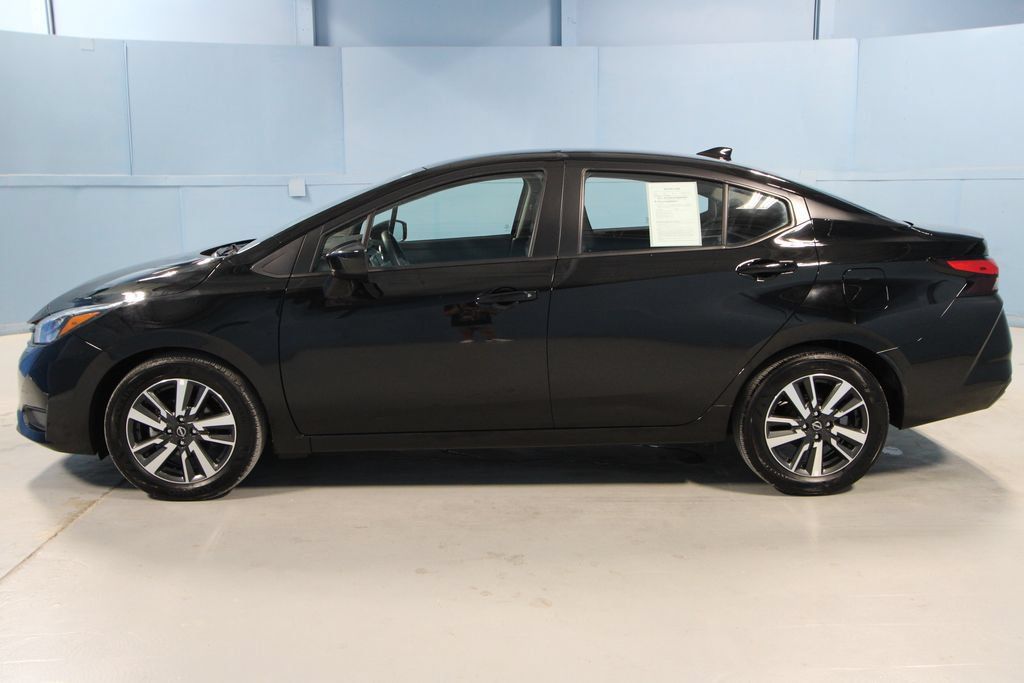 Used 2025 Nissan Versa SV FWD image 24
