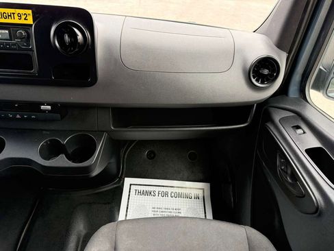 Used 2019 Mercedes-Benz Sprinter 144 image 36