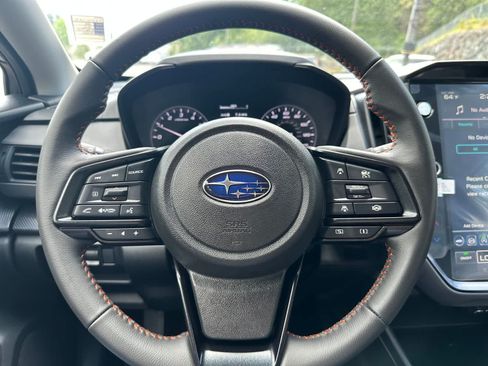 Used 2025 Subaru Crosstrek 2.5i Limited w/ Crosstrek Mirror Package AWD/4WD image 15