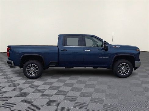 New 2026 Chevrolet Silverado 3500 LTZ w/ LTZ Premium Package image 5