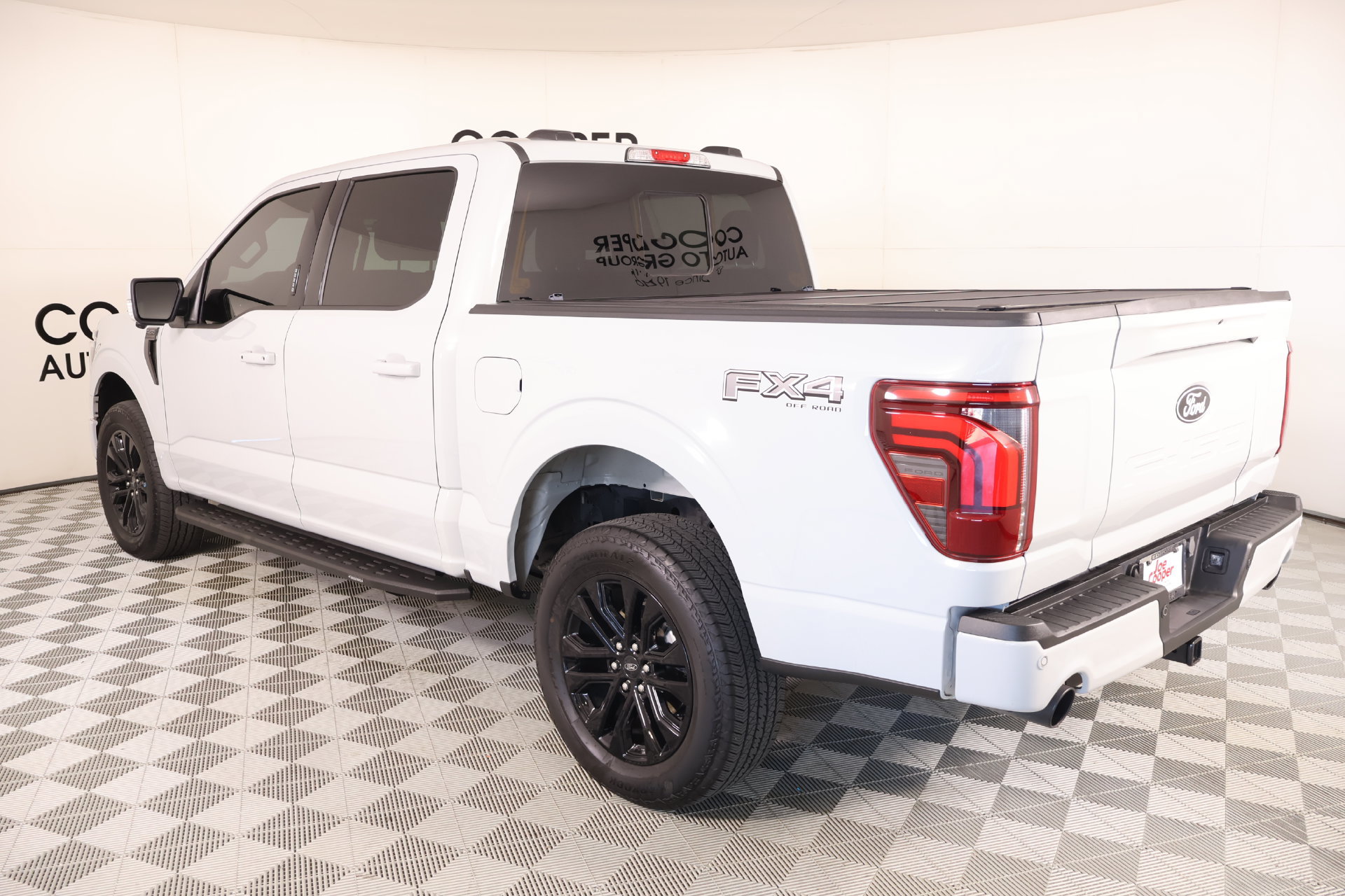 Used 2024 Ford F150 Lariat w/ Bed Utility Package AWD/4WD image 24