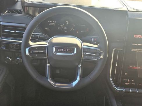 New 2026 GMC Yukon XL Elevation image 14