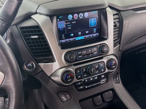 Used 2015 Chevrolet Tahoe LT w/ Luxury Package AWD/4WD image 16