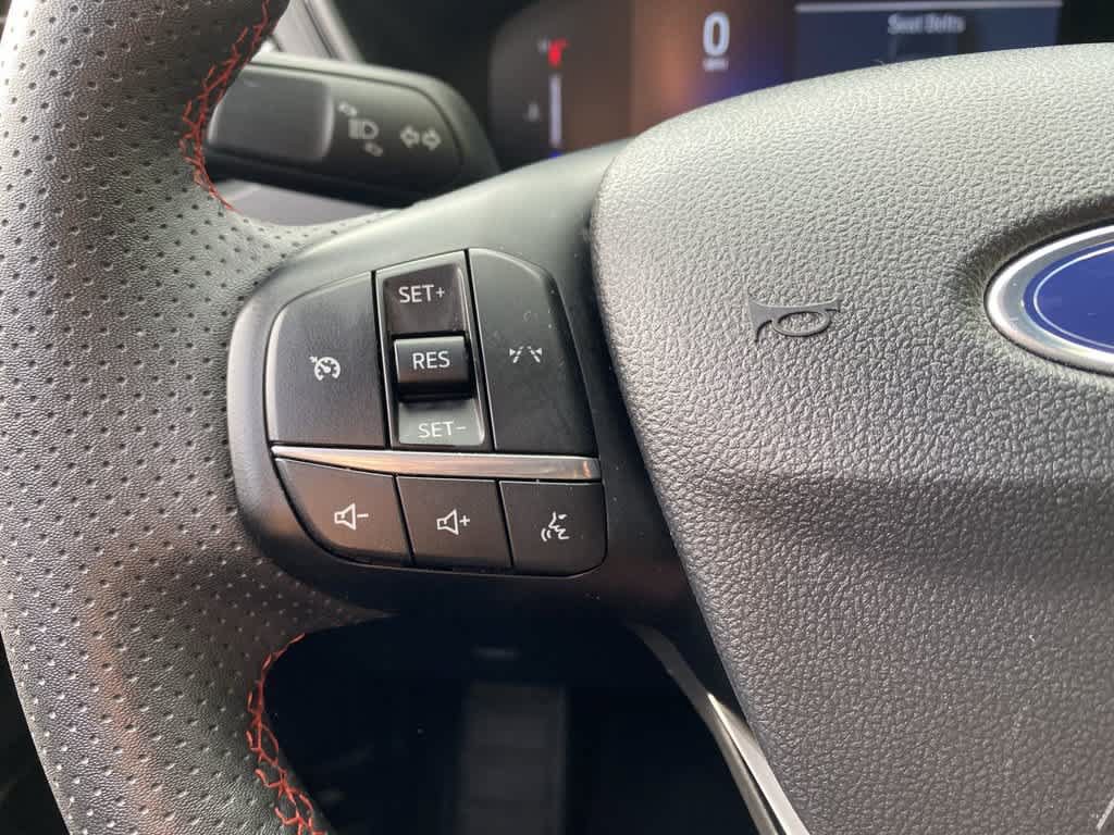 Used 2025 Ford Escape ST-Line Select AWD/4WD image 20