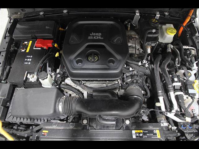 Used 2022 Jeep Wrangler Unlimited Sahara w/ Cold Weather Group AWD/4WD image 23