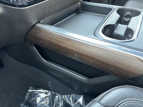 Certified 2024 Chevrolet Silverado 2500 High Country w/ High Country Premium Package image 16