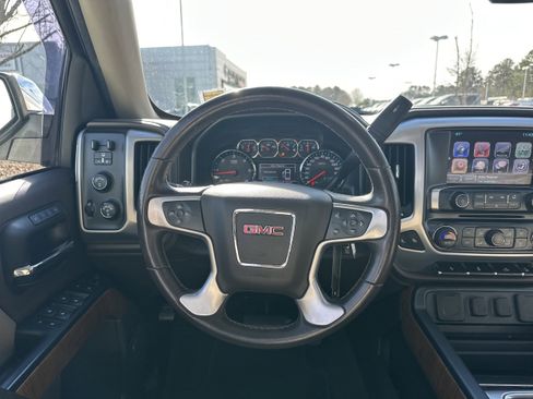 Used 2017 GMC Sierra 1500 SLT w/ SLT Premium Package image 23