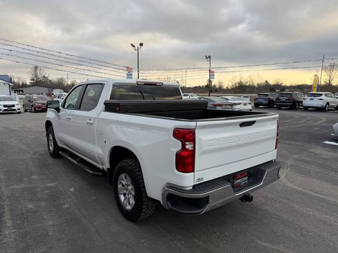 Used 2022 Chevrolet Silverado 1500 LT w/ Bed Protection Package image 7