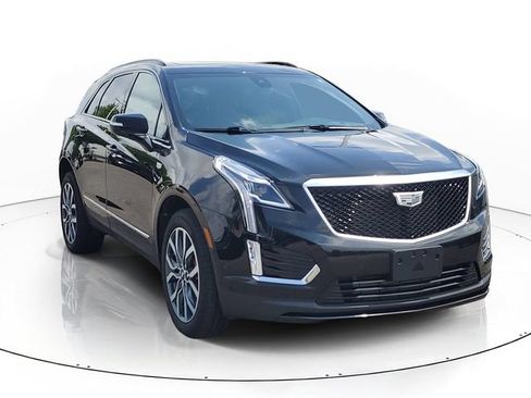 Certified 2024 Cadillac XT5 Sportv w/ Technology Package AWD/4WD image 2