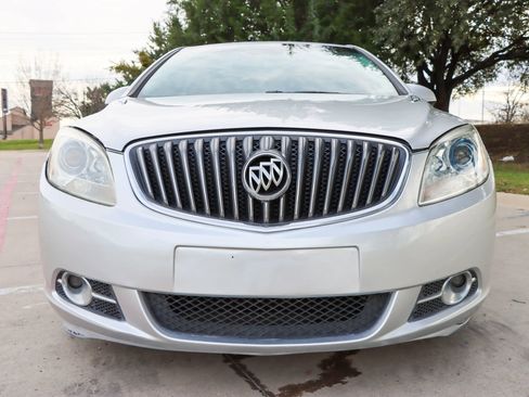 Used 2012 Buick Verano image 2