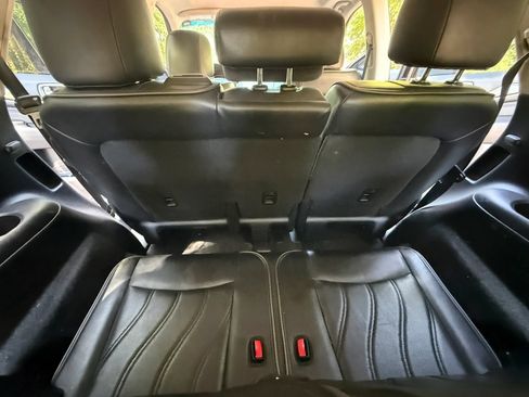 Used 2015 INFINITI QX60 Luxe w/ Premium Plus Package AWD/4WD image 26