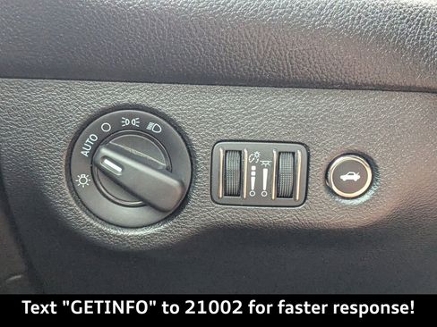 Used 2018 Dodge Challenger SRT Hellcat image 30