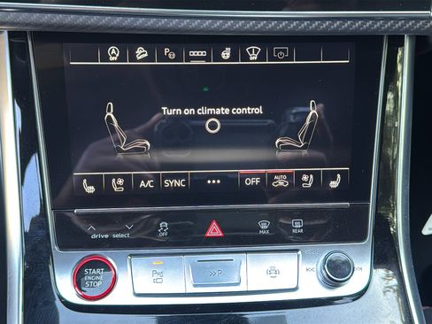 New 2026 Audi SQ8 Prestige image 20