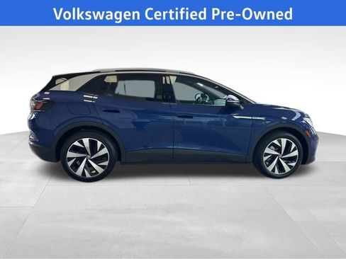Certified 2022 Volkswagen ID.4 Pro S w/ Gradient Package image 10