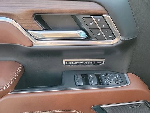 Used 2022 GMC Sierra 1500 Denali Ultimate image 6