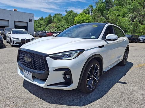 Used 2023 INFINITI QX50 Sport AWD/4WD image 3