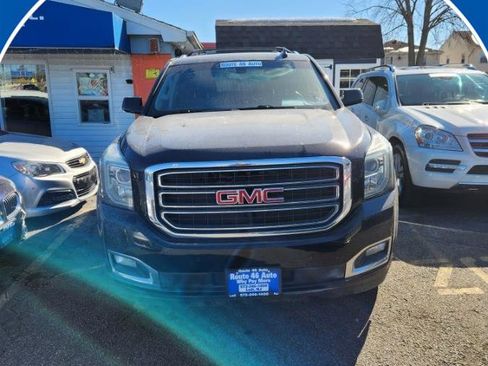 Used 2017 GMC Yukon SLE w/ SLE Value Package image 1