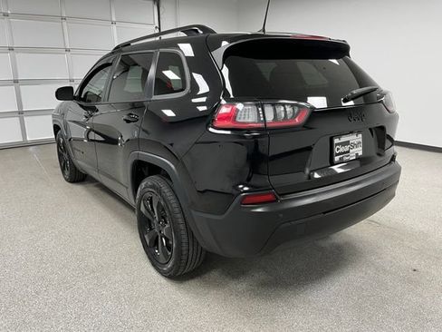 Used 2021 Jeep Cherokee Latitude Plus FWD image 7