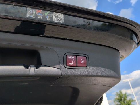 Used 2023 Mercedes-Benz GLE 350 image 41