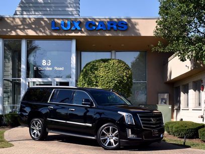 Used 2016 Cadillac Escalade ESV Luxury