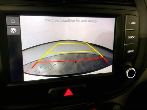 Used 2025 Kia Soul LX w/ LX Technology Package image 21