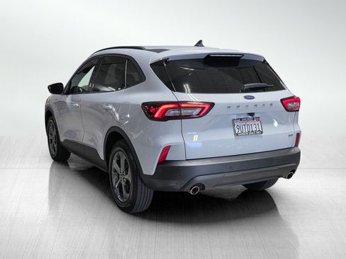 Used 2025 Ford Escape ST-Line w/ Equipment Group 301A image 5