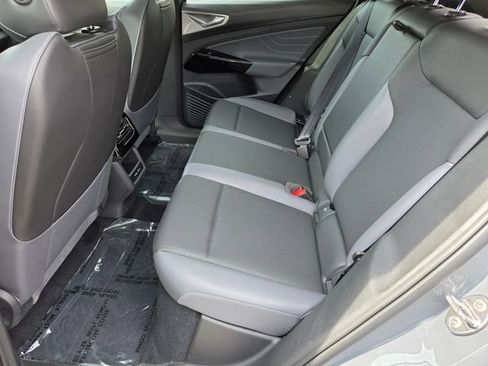 Used 2024 Volkswagen ID.4 S RWD image 17