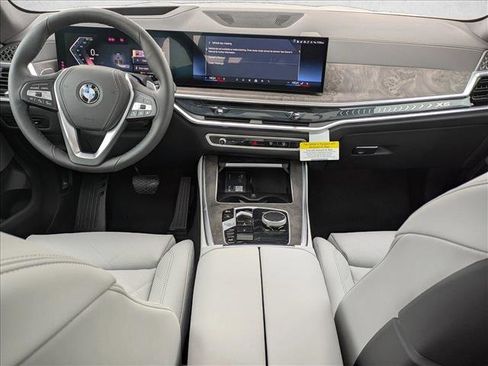 New 2026 BMW X5 xDrive40i image 16