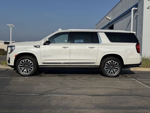 Certified 2023 GMC Yukon XL Denali Ultimate image 4
