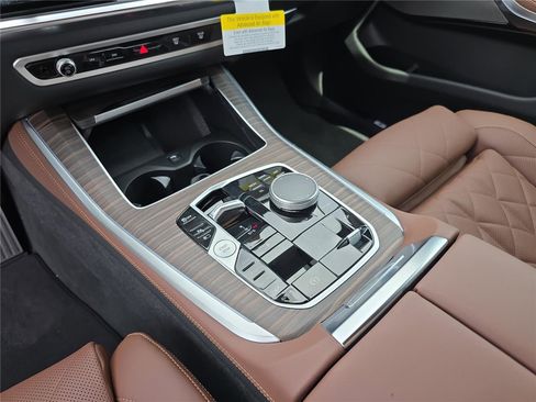 New 2026 BMW X5 xDrive50e w/ Climate Comfort Package AWD/4WD image 29
