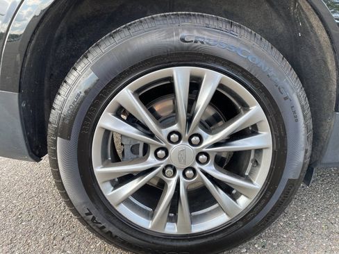 Used 2022 Cadillac XT5 Premium Luxury AWD/4WD image 36
