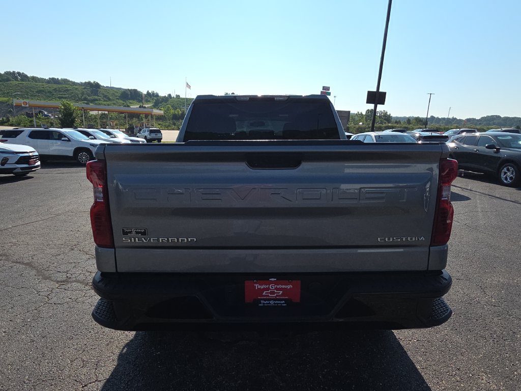 Used 2023 Chevrolet Silverado 1500 Custom Trail Boss AWD/4WD image 7