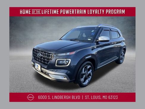 Used 2022 Hyundai Venue Limited image 1